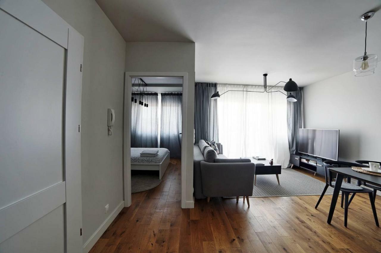 One Apartment Сьрем Экстерьер фото